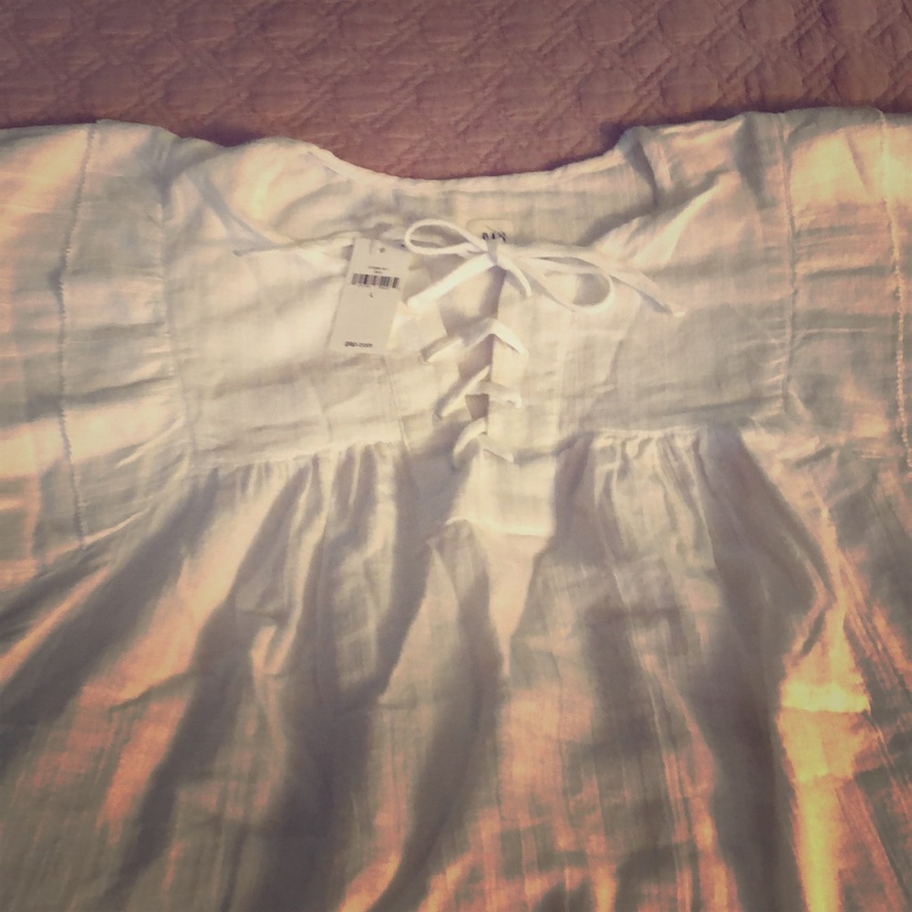GAP Short flutter sleeve white tie blouse large